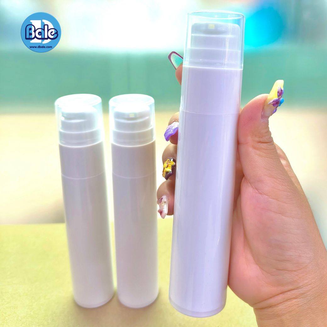 ขวดปั๊มสุญญากาศ 50ml สีขาว